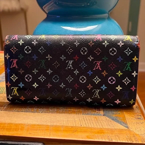 Louis Vuitton Murakami Sarah Wallet - Picture 4 of 16